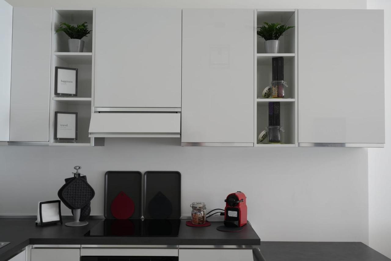 Homega - City Center New Apartment باري المظهر الخارجي الصورة